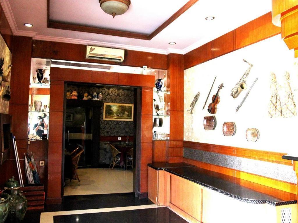 Hotel Menara Lexus Medan Kültér fotó